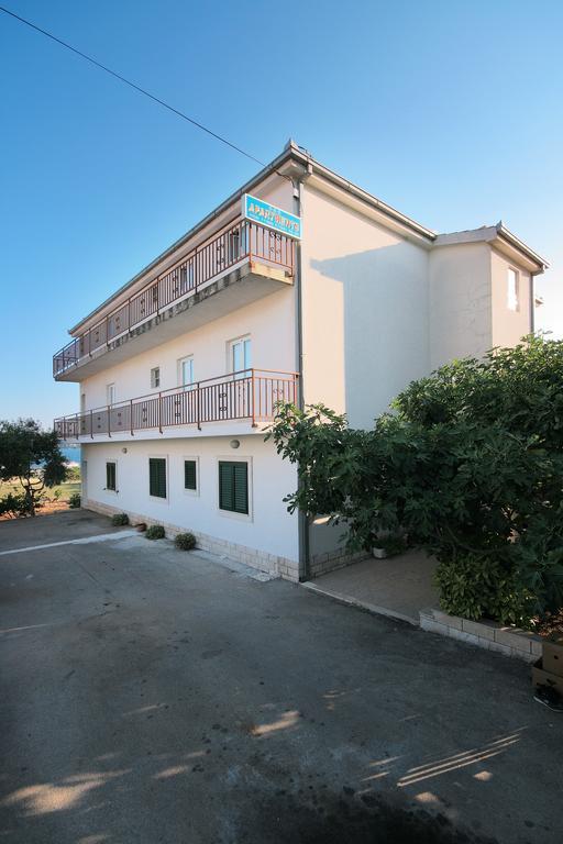 Apartments Daniela Trogir Exterior foto