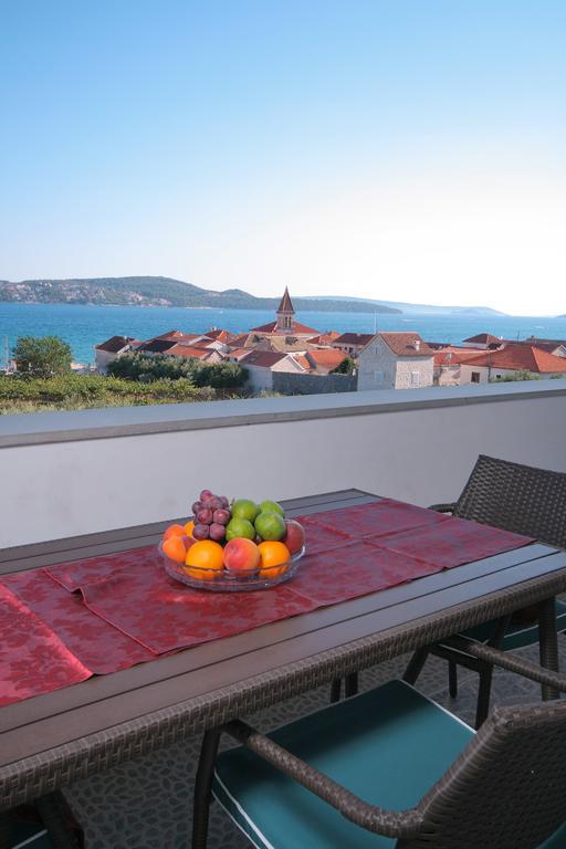Apartments Daniela Trogir Exterior foto